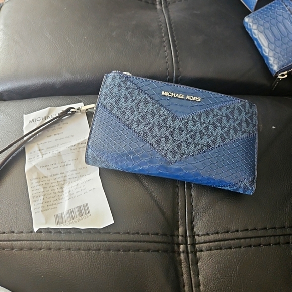 Michael Kors Jet Set Travel Double Zip Wristlet MK Logo Wallet Navy Blue Multi - Picture 4 of 10
